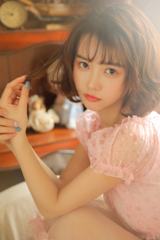 漂亮的女邻居3下载